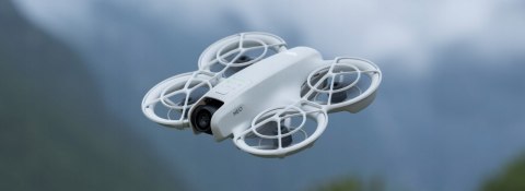 Dron DJI NEO Fly More Combo Nagrywanie w 4K/30fps Trzy baterie w zestawie