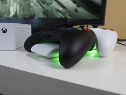 Ładowarka do padów kontrolerów PDP Xbox Series / XOne +2x AKUMULATOR BIAŁA