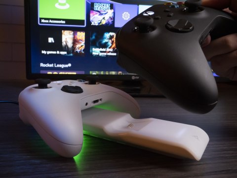 Ładowarka do padów kontrolerów PDP Xbox Series / XOne +2x AKUMULATOR BIAŁA